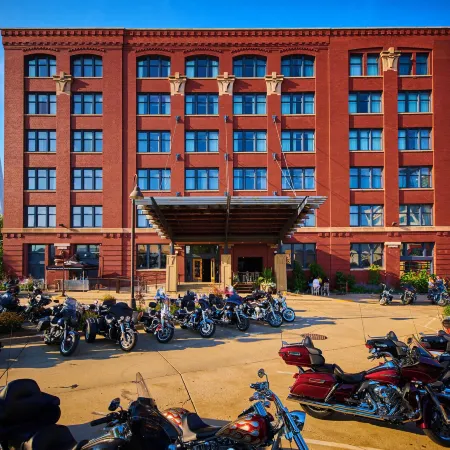 The Iron Horse Hotel