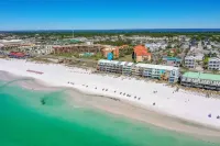 Weekender by AvantStay Gorgeous Beach Front Home w Ocean View