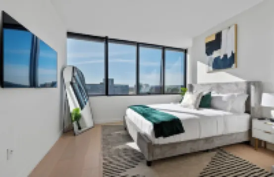 Penthouse views of NYC - Free Parking - BOOK NOW