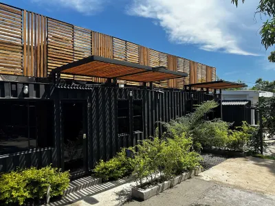 The Cabins Hoteles cerca de Playa El Tunco