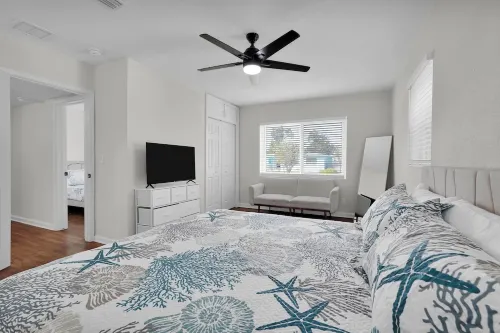 3-Bedroom House with Heated Pool in Delightful St. Augustine. Pet-Friendly!