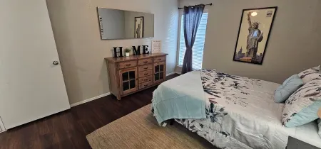 Charming 1 - bedroom apartment in welcoming Texas City