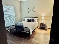 "Relax in Style":Charming 2-Bed,2-Bath Getaway Perfect for Families of Couples!