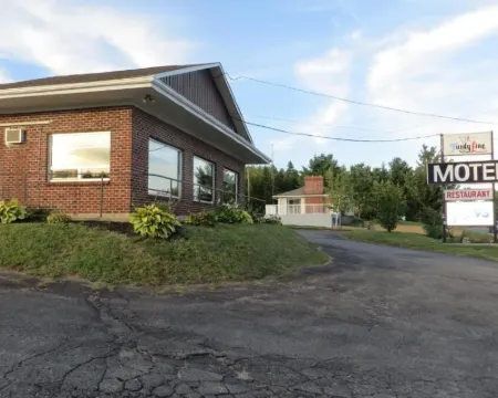 Fundy Line Motel Hoteles en Miramichi