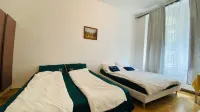 Hotel Apartment in Square Praha 2 Hotels in Hardcany