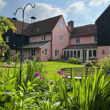 The Cottage Guest House Hotel Exterior