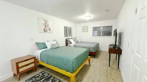 Charming 3-bedroom apartment in Woodlake with WiFi and AC, 25 minutes to Sequoia