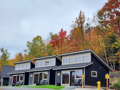 Explore Munising Alger Falls Hotels in Grand Island Township