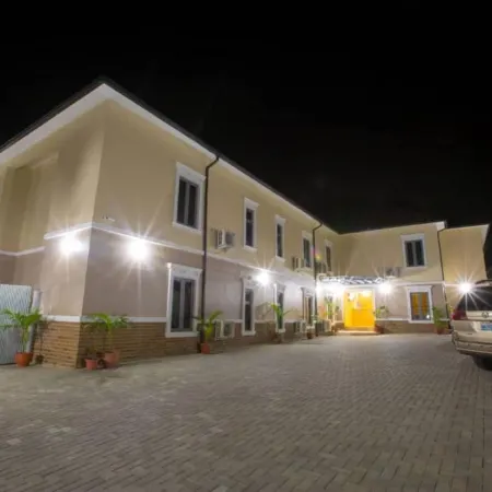 Ivana Residence Apartments and Suites