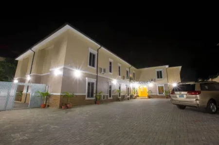 Ivana Residence Apartments and Suites