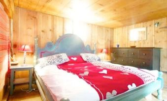 Chalet in Rossinière with Sauna and Mountain Views