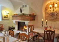 Schlosshotel Betzenstein Hôtels à : Betzenstein