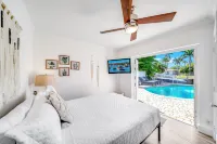 Heated Pool! Waterfront+Kayak! Close 2 Beach!