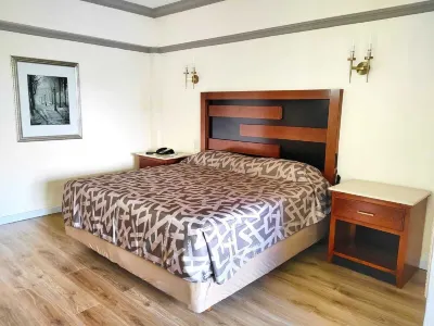 Hotel Los Cedros Inn Delicias Hotels in Pedro Meoqui