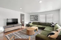 Boyne Mountain Getaway Sleeps 4!