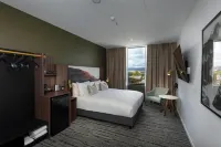 Tryp by Wyndham Pulteney Street Adelaide
