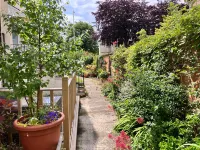 2 Bed-Sleeps 4-Parking-Beachside-Golf Access