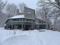 Ski House with Hot Tub/Pool table 5 mins to slope Hotels near Pico Mountain Ski Resort