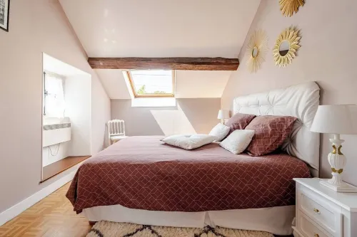 Charming Brie house in a quiet haven of peace near Disneyland Hotels in Lumigny-Nesles-Ormeaux