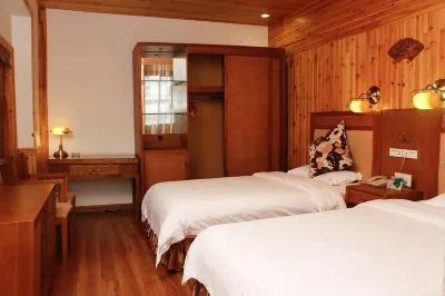 Oriental     Homestay Các khách sạn gần Conway Dinner Theater