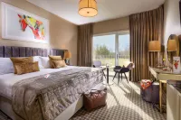 Voco the Club - Dublin Gateway by IHG Hotel di Naas