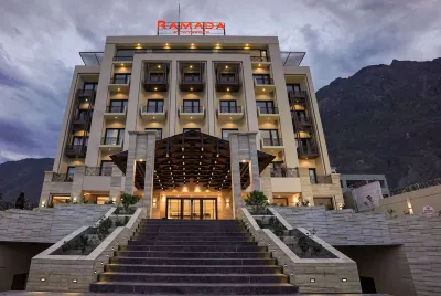 Ramada Resort by Wyndham Gilgit Các khách sạn ở Gilgit