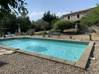 House with swimming pool vans