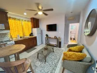 Pristine 1 Bedroom1 Bathroom Bungalow in Belize City