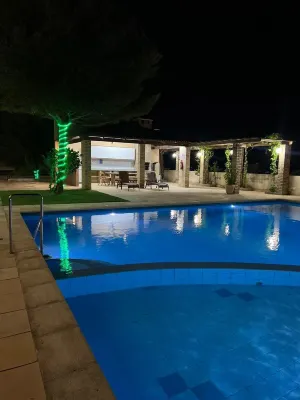 Santa Barbara Corner