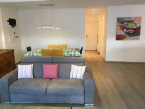 Very Nice Apartment 100 m² /  / Town Center / Ideal Cure