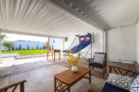 The Farmhouse Retreat
