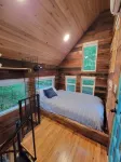 Branches Up Tree House Mountain Getaway