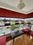Beautiful apartment in La Vega, overlooking the mountains.