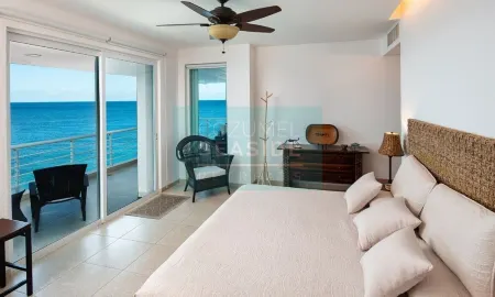 Gorgeous Condo, Amazing Oceanfront views , Great Snorkeling out-front!