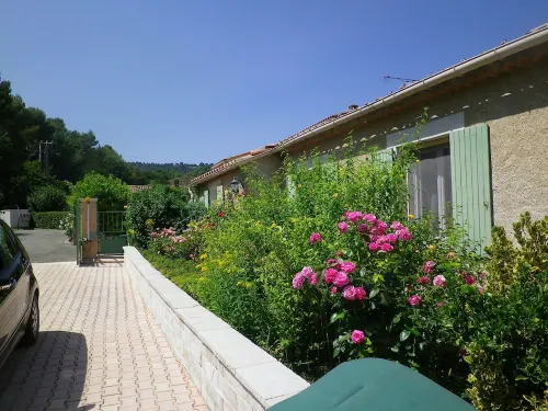 villa in the Luberon Park