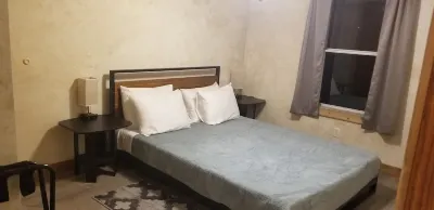 Clean and Cozy Creekside Home Hotels near Mims Baptist Church