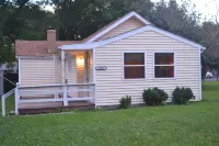 The Onyx Cottage. Very cozy and private Hôtels à : Indianapolis