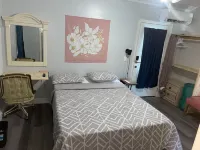 New! GREEN HOUSE minutes from Navarre beach and restaurants