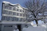 4-room apartment 100m2 Hotels in 