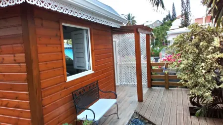 DISCOVER MY CHARMING BUNGALOW WITH POOL