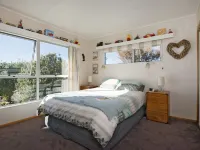 Absolute Beachfront Oasis with Sea Views & Hot Tub Hotels in Ruby Bay