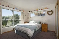 Absolute Beachfront Oasis with Sea Views & Hot Tub Hotel a Ruby Bay