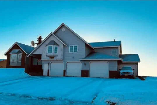 Cozy 6BR Ocean Front Snow Mountain View Villa