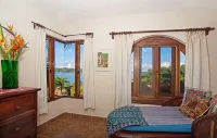 Casa Mariluna - Lovely Sayulita Beachside Villa Hotel di 
