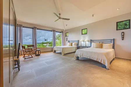 Luxury 5Br Ocean View Villa w/ Pool, Hot Tub & Available New Years Week!