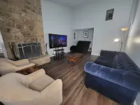 Family & Pet Friendly Getaway Close to Tinker AFB Hotel a Midwest City