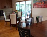 Loya's Little House Bed & Breakfast