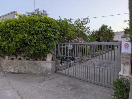 Casa Aurora - Restful garden and BBQ in the heart of Salento Отели в г. Скоррано