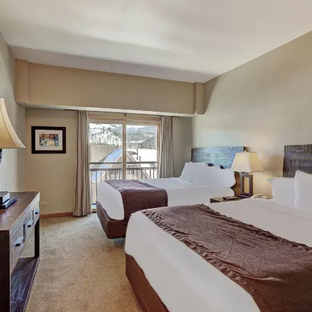 Village at Breckenridge Condos Sleeps 8 - Ski in Out Walk Downtown