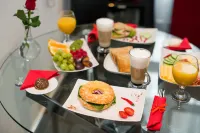 코모로우스키 럭셔리 게스트 룸즈